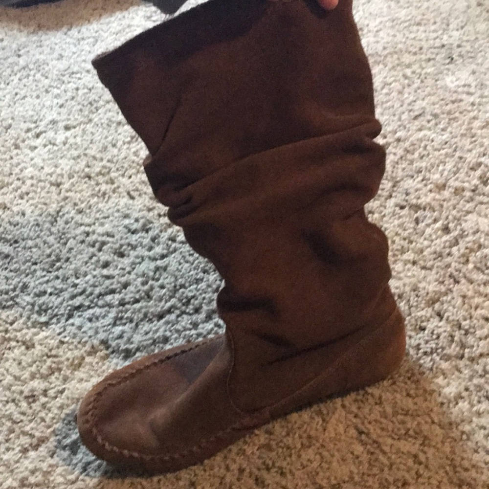 boots - Picture 2 of 2